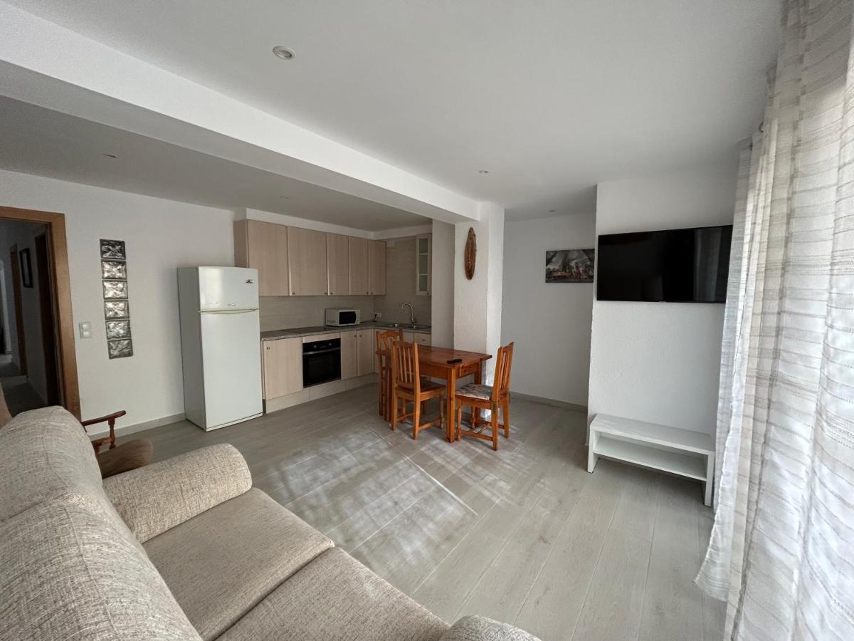 Costa Brava Apartments ปาลาฟรูเจย์ ภายนอก รูปภาพ