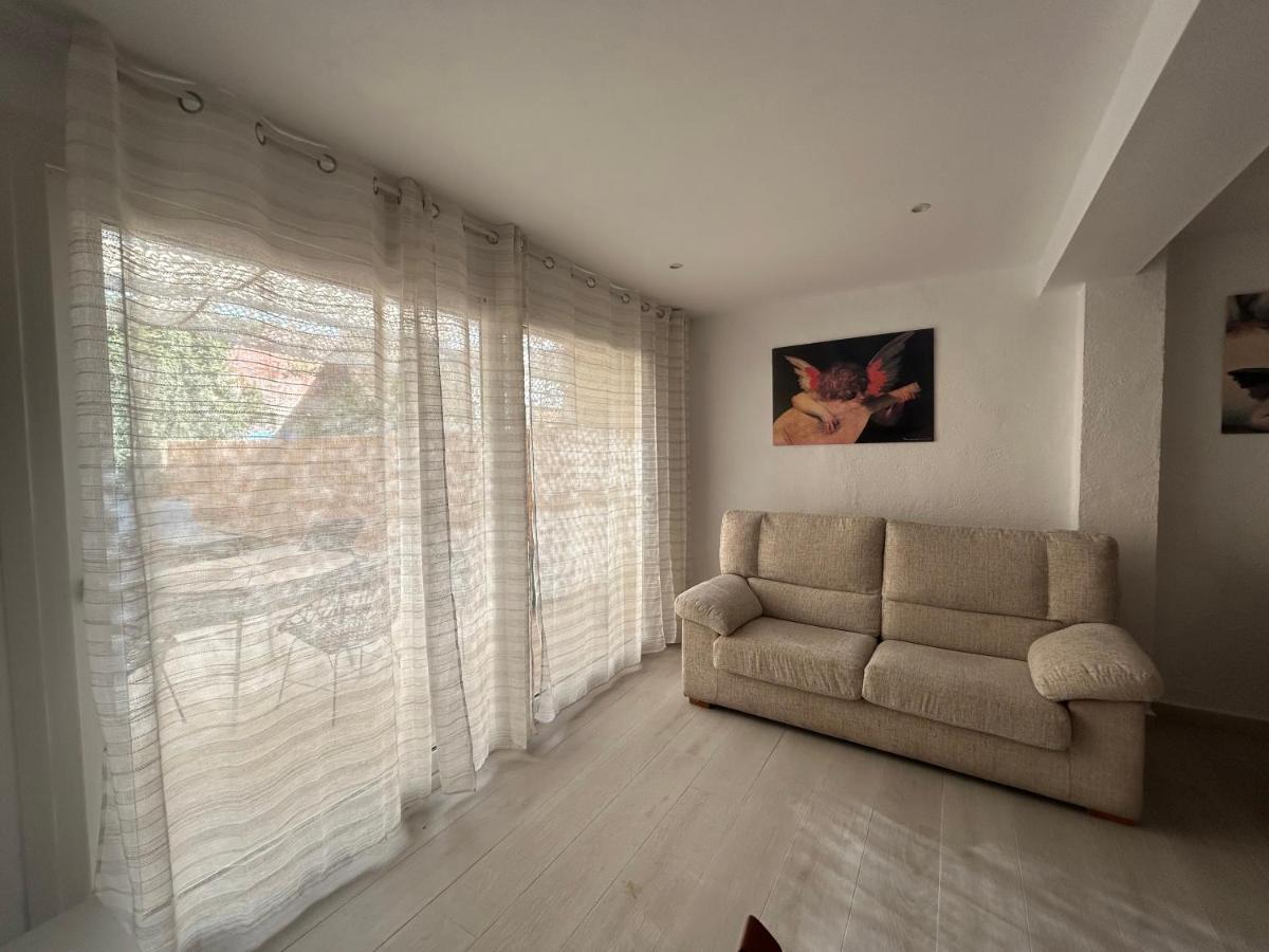 Costa Brava Apartments ปาลาฟรูเจย์ ภายนอก รูปภาพ