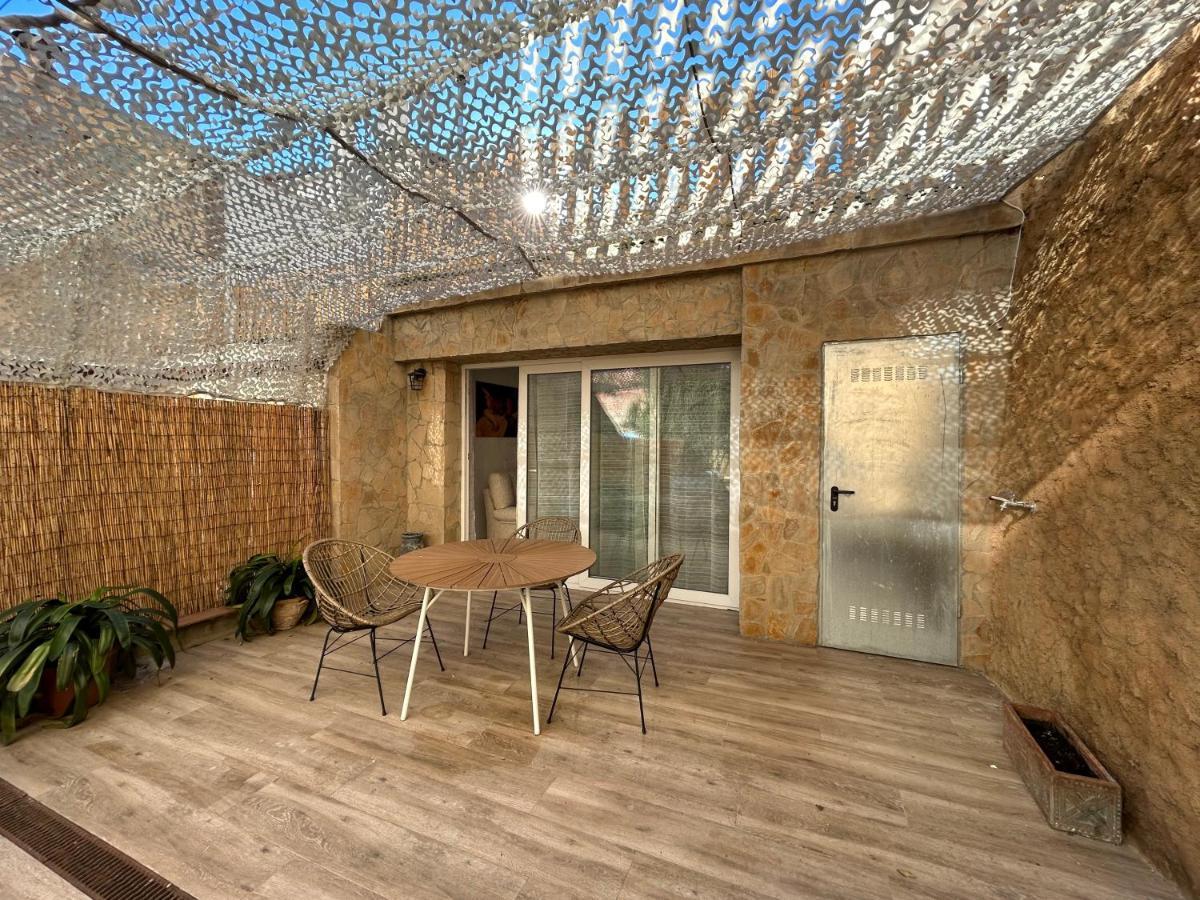 Costa Brava Apartments ปาลาฟรูเจย์ ภายนอก รูปภาพ