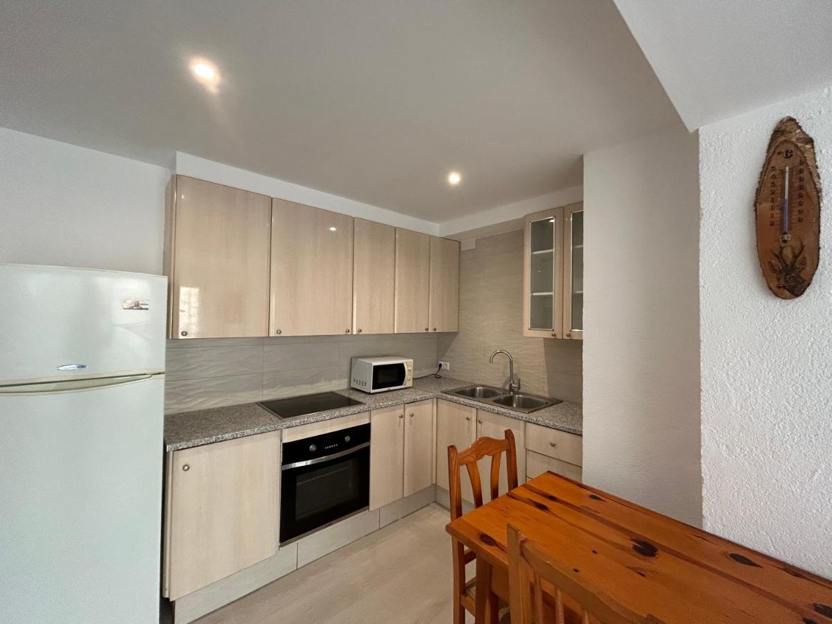 Costa Brava Apartments ปาลาฟรูเจย์ ภายนอก รูปภาพ